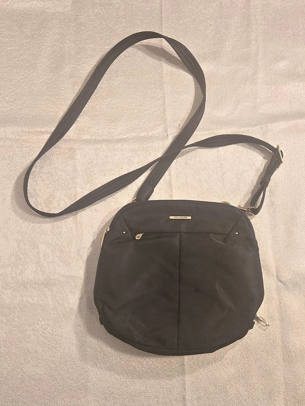 Travelon Anti-Theft Messenger Bag